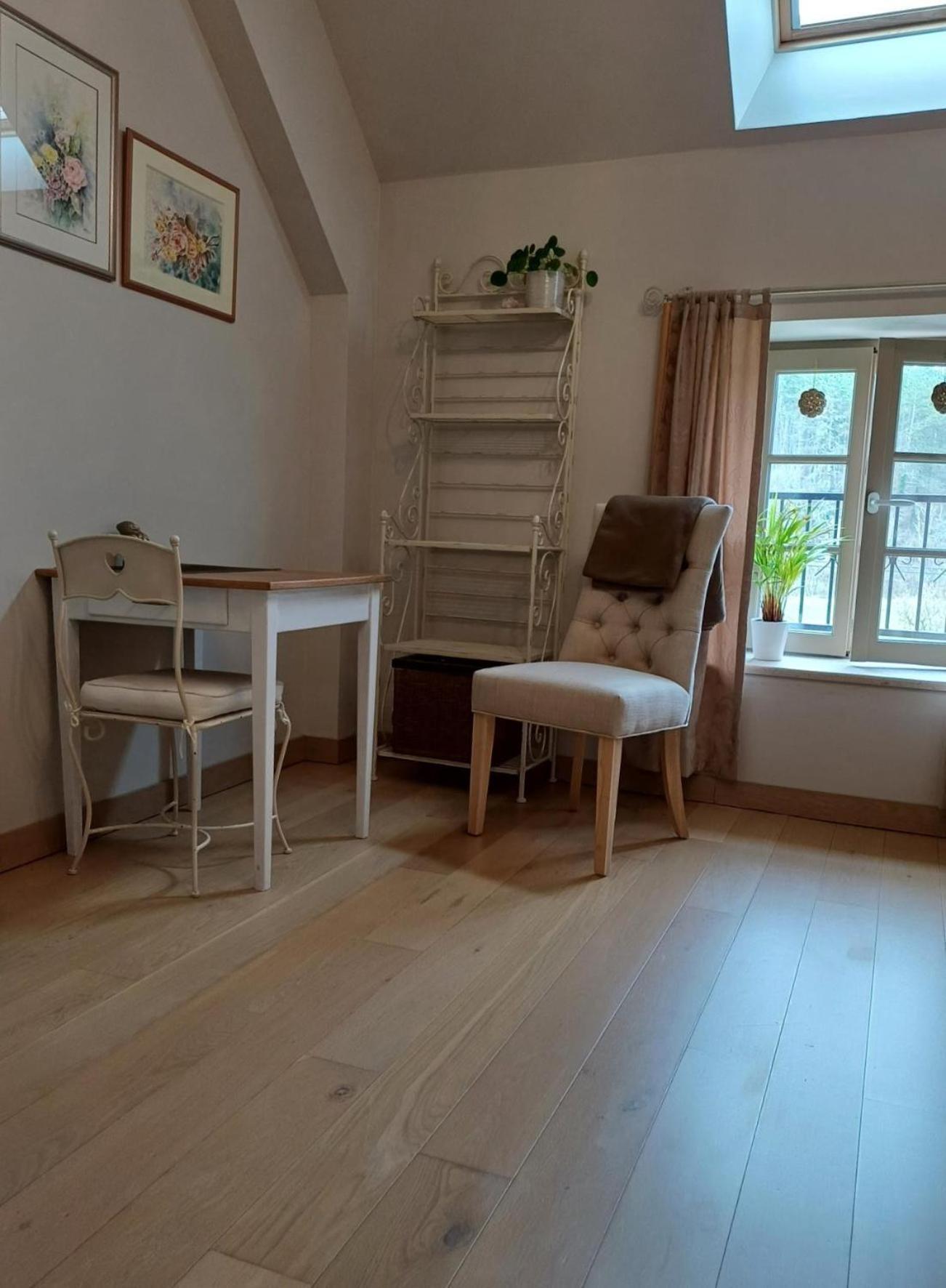 MontillotLe Repos Coquelicot住宿加早餐旅馆 外观 照片